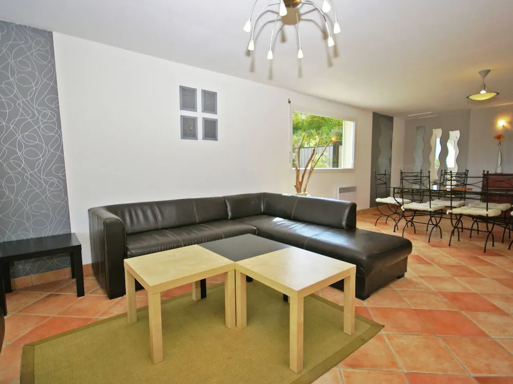 Mesmerising villa in Les Vans with private pool