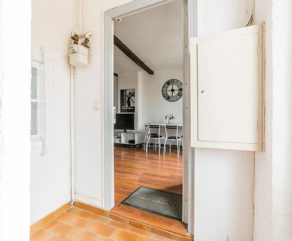 Charliz Apartment 2 - Near Palace of Festivals and Conferences