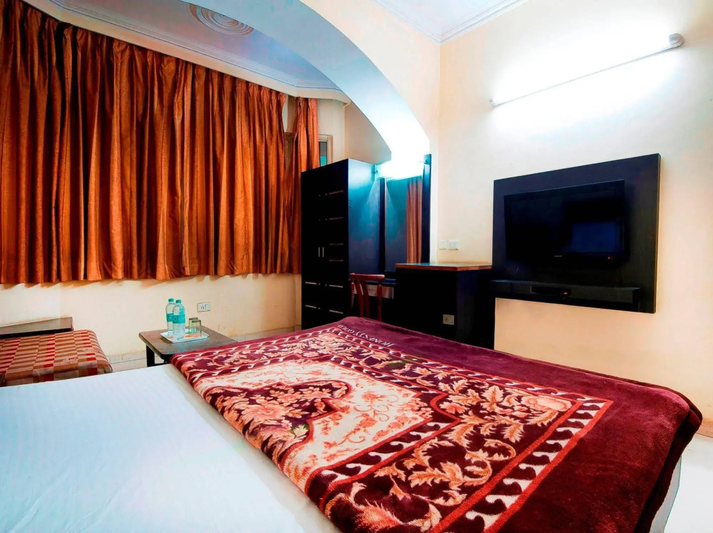 Tourist Lodge