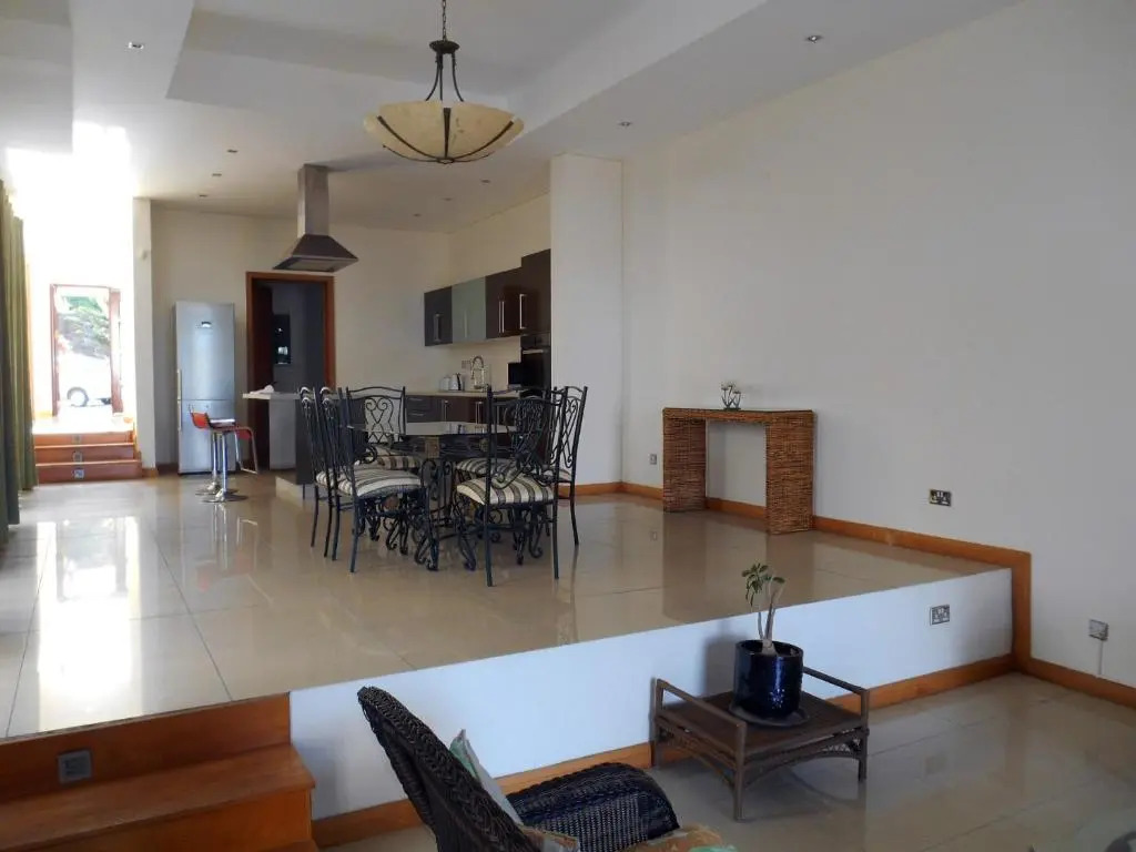 The Bay Villa 4