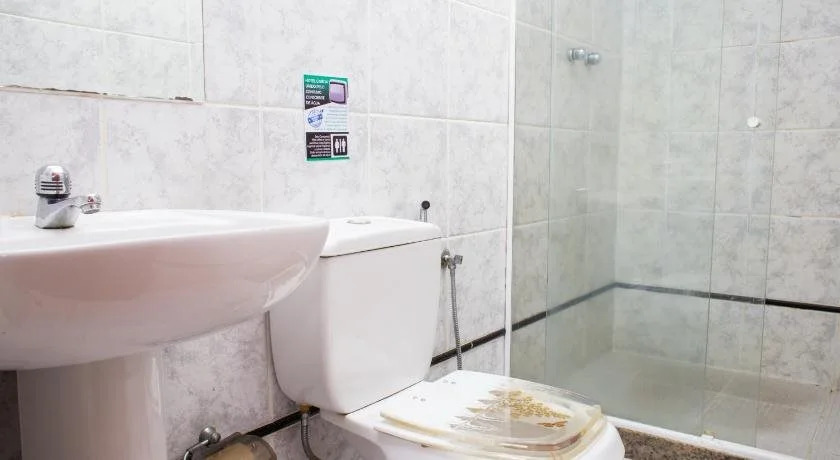 Motel Caricia (Только для взрослых)