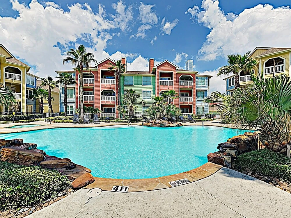 Seawall Condo Unit #626 2 Bedrooms 2 Bathrooms Condo