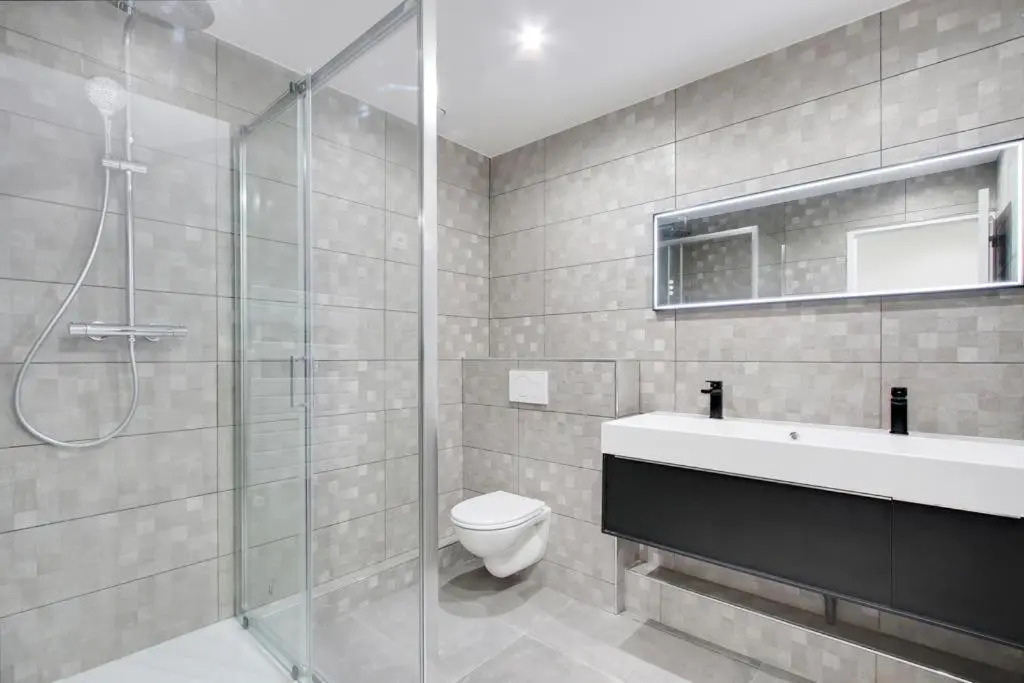 Trocadero/ Eiffel Tower - 3 Bedrooms- All New!