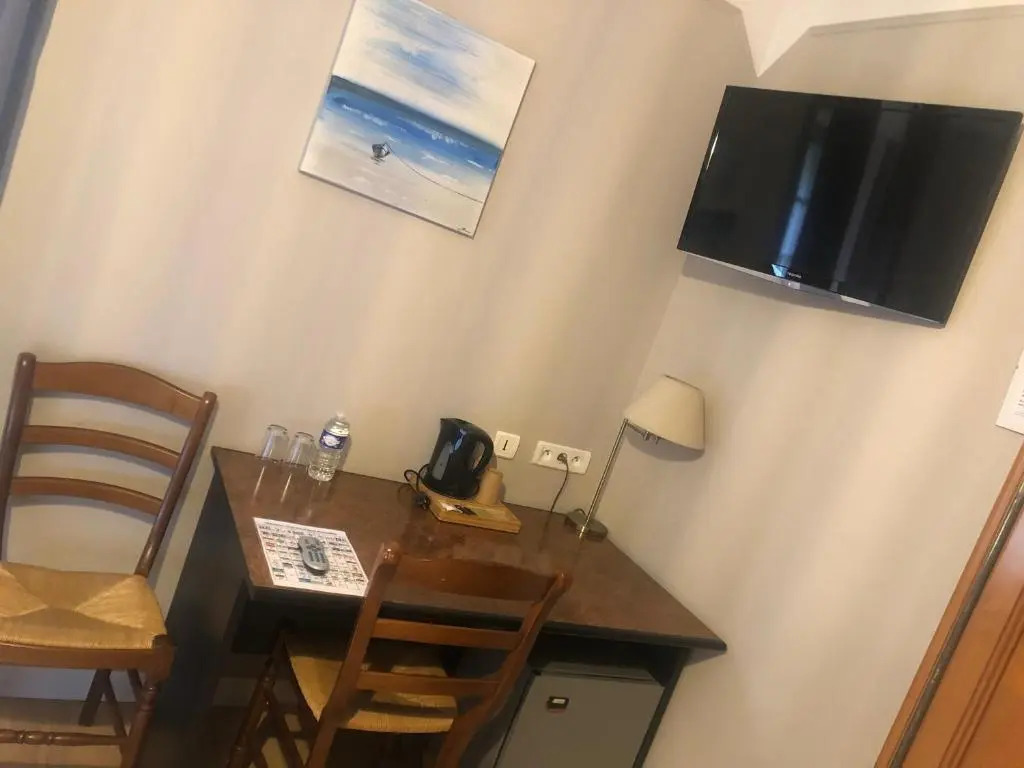 Logis Hotel De La Corniche