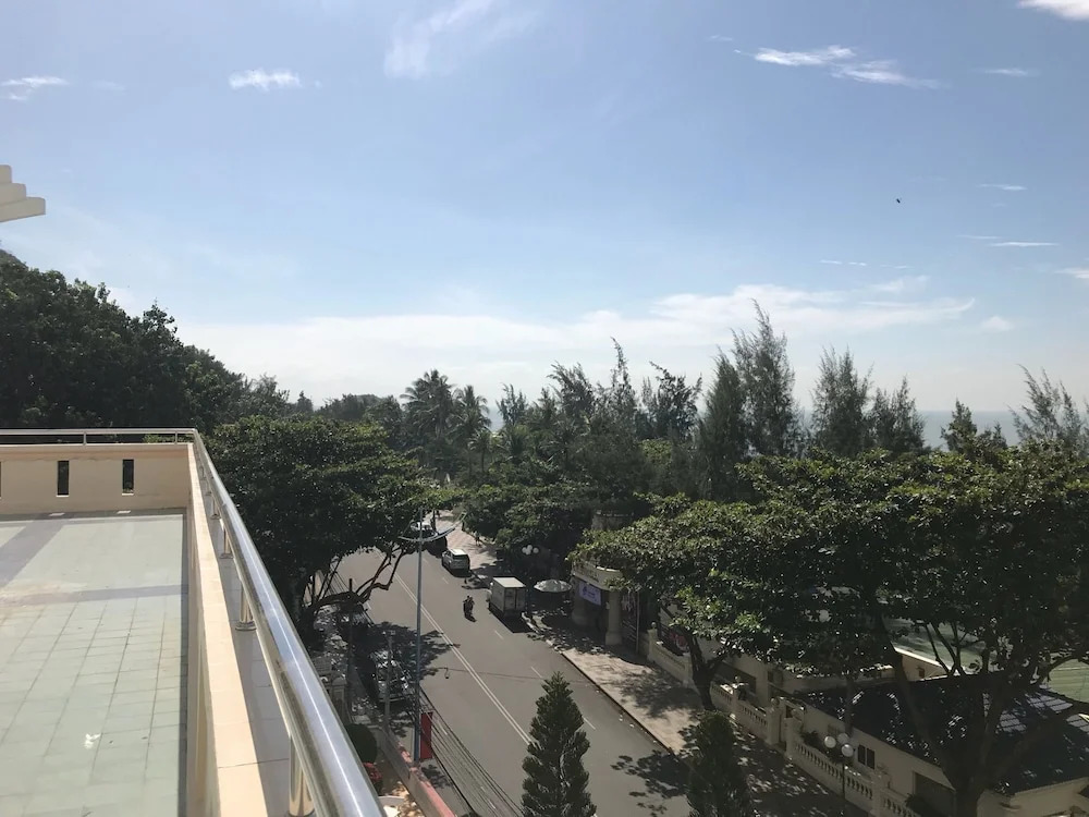 Huong Phong Hotel