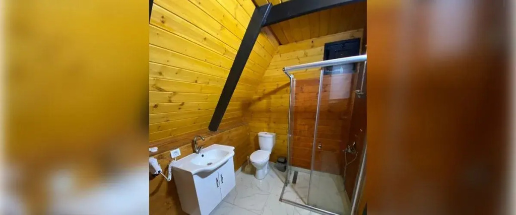 Mira Bungalov