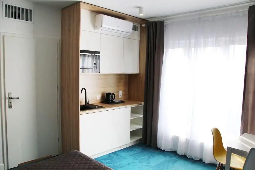 Lemon Plaza Hotel