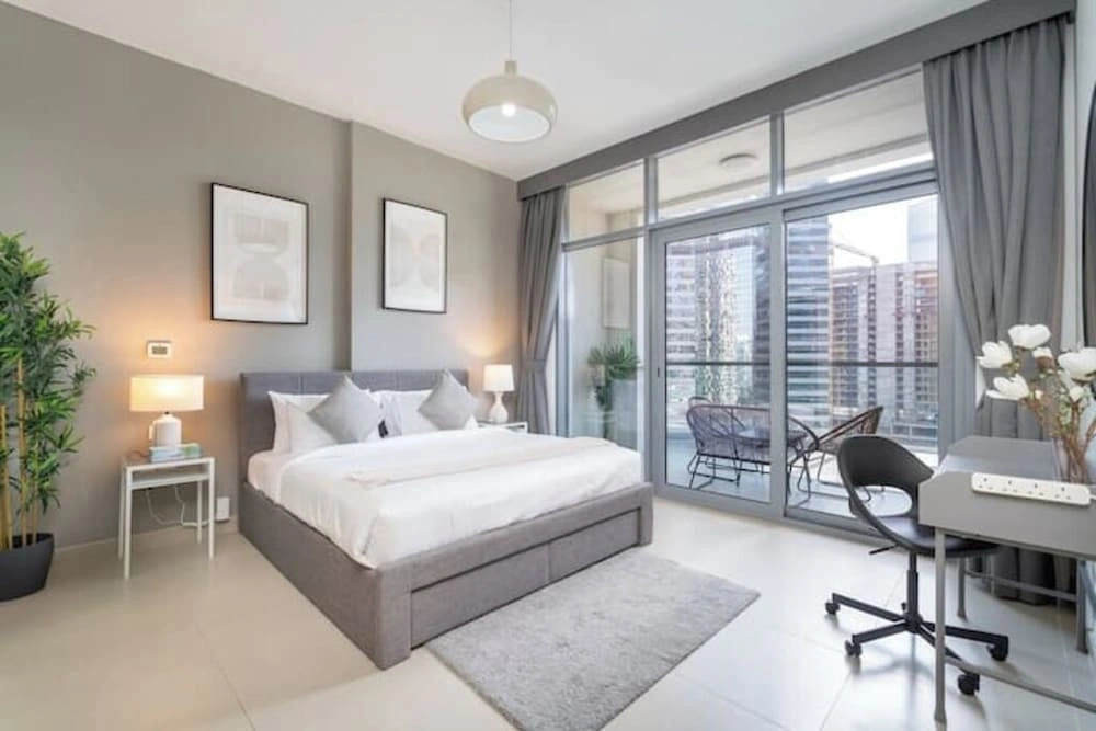 Vogue | Downtown near Dubai Mall | Burj Khalifa