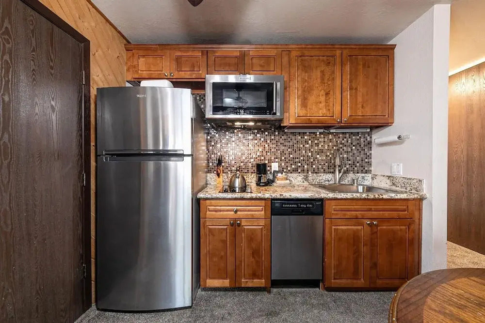 113 Bldg B 1 Bedroom Studio