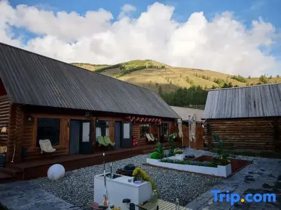 Pengyou Yinsu Design Guesthouse (Kanas Old Village)
