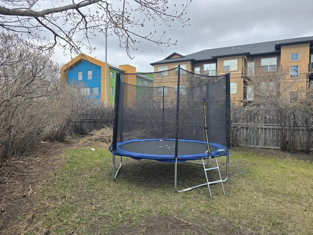 Stay & Play - Central Family Friendly