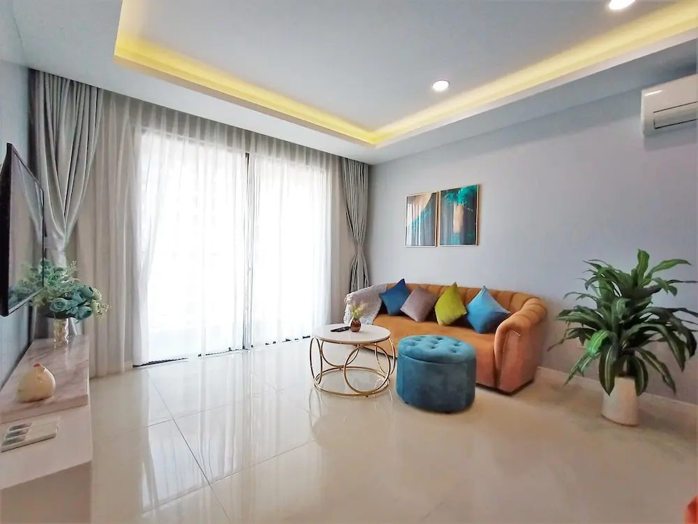 SOJO Lumiere Aparts - Terra Royal, Luxury and Central Spot