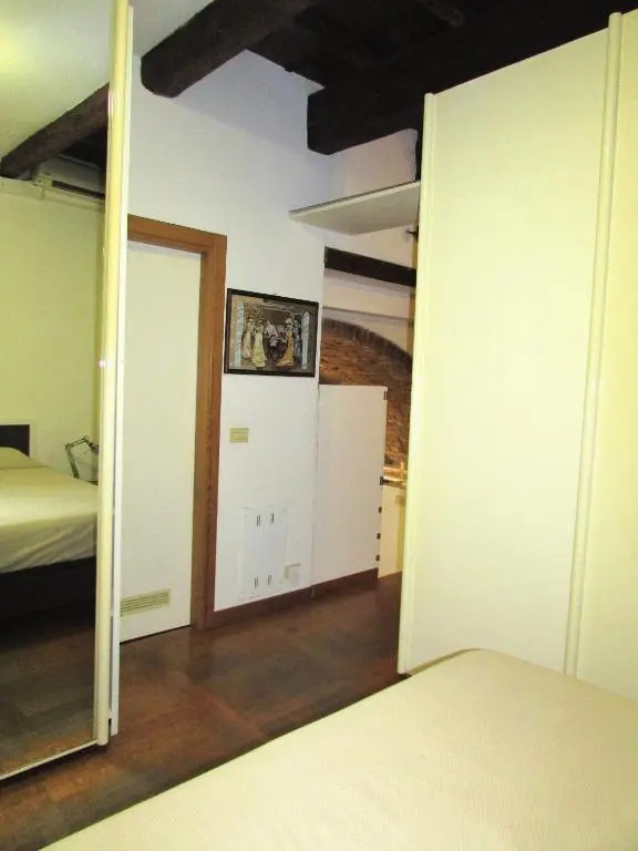 Ariostea Ap.1 (Adults Only)