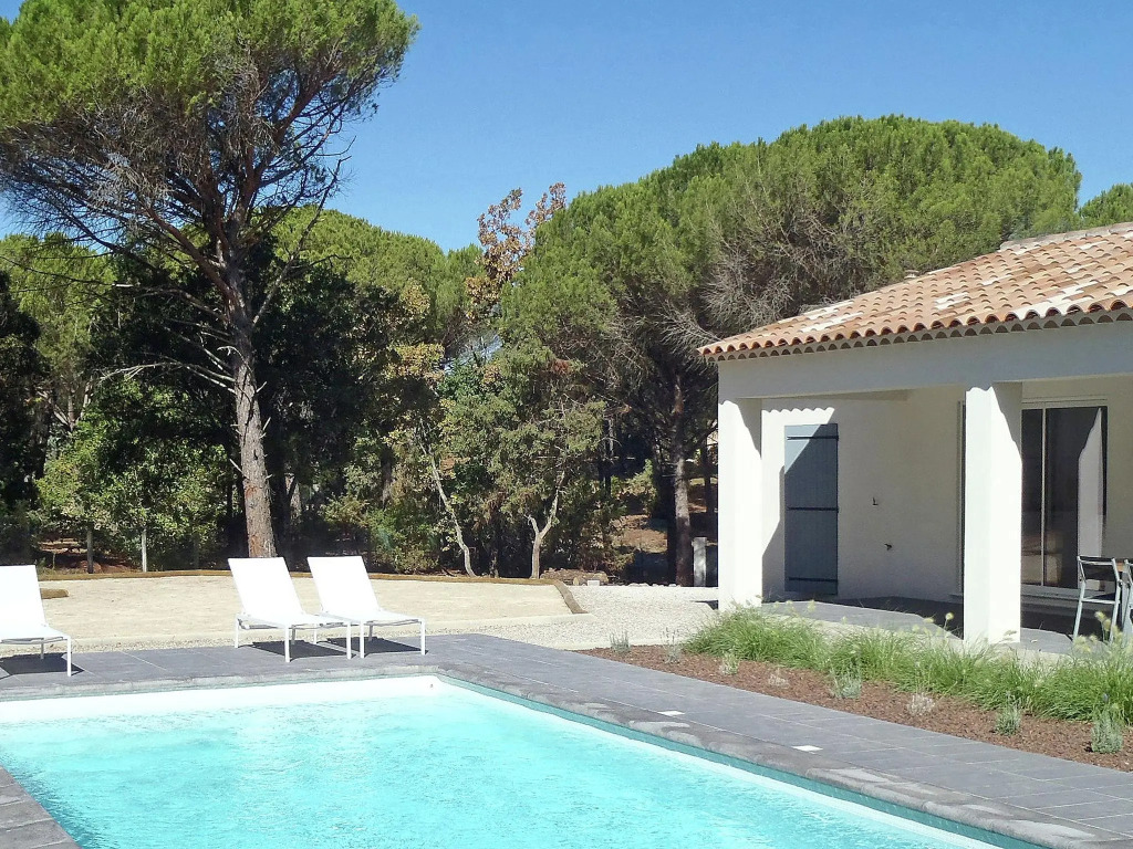 Villa in Vidauban near Sainte Maxime Beach