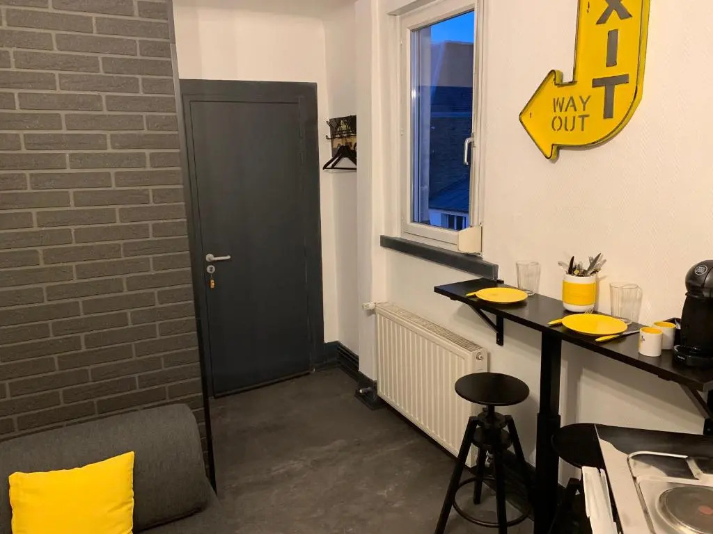 Amiens Room