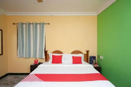 OYO 26746 Sruthi Residency