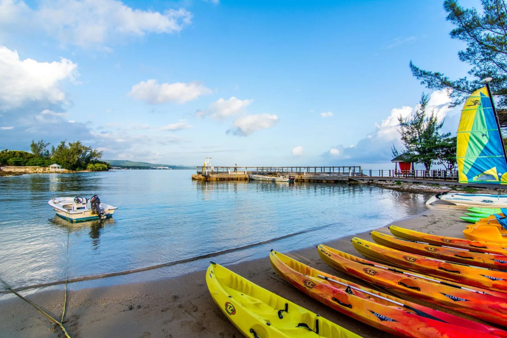 Jewel Paradise Cove Adult Beach Resort & Spa – All Inclusive