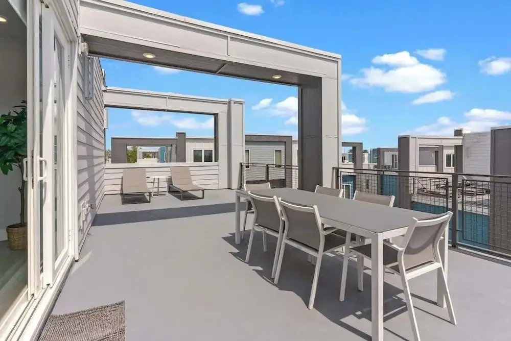 Stunning Apt-5bd 4bth Disney