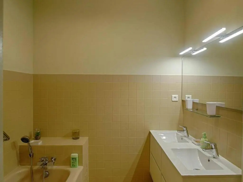 Appartement Ajaccio, 4 pièces, 6 personnes - FR-1-61-509
