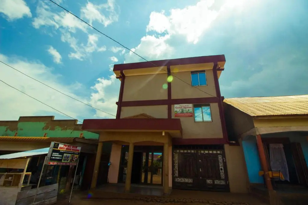 Lucky Guest House