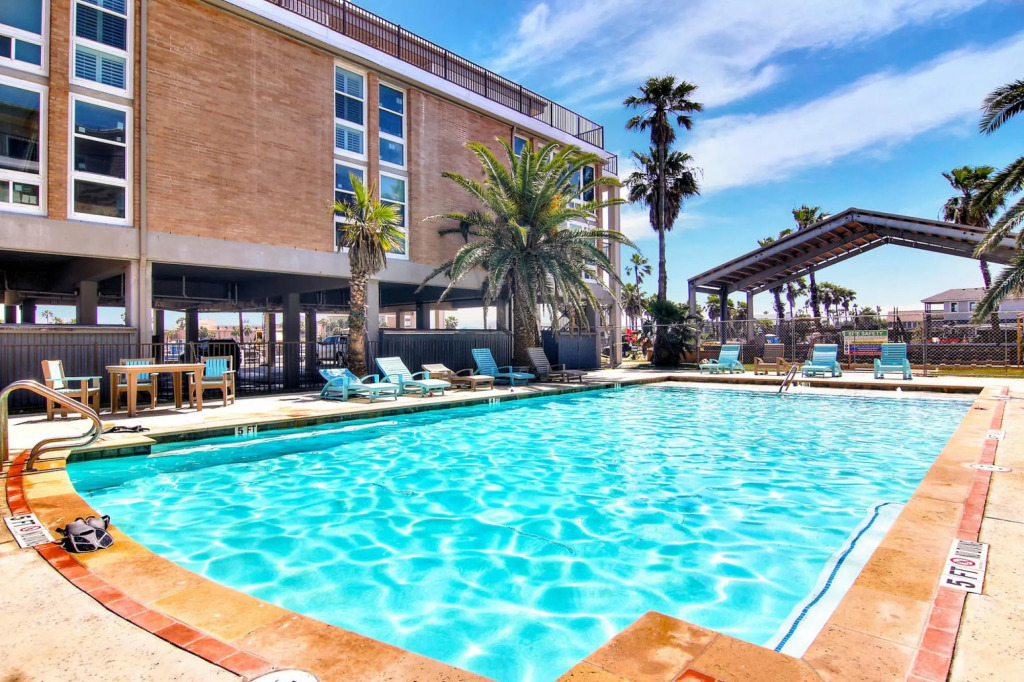 Channelview 107 in Port Aransas
