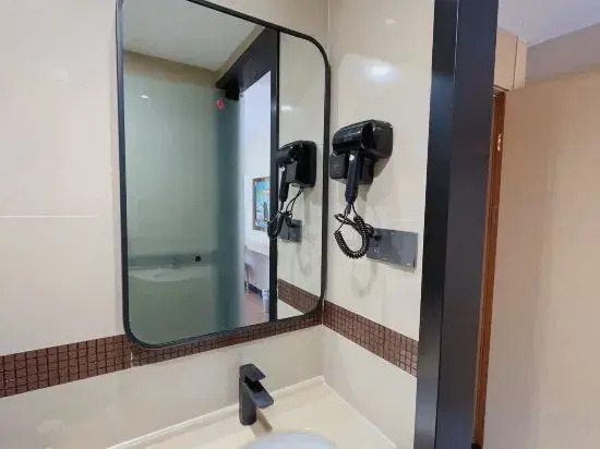 Zsmart Inn Hotel (Shanghai Heqing Branch)