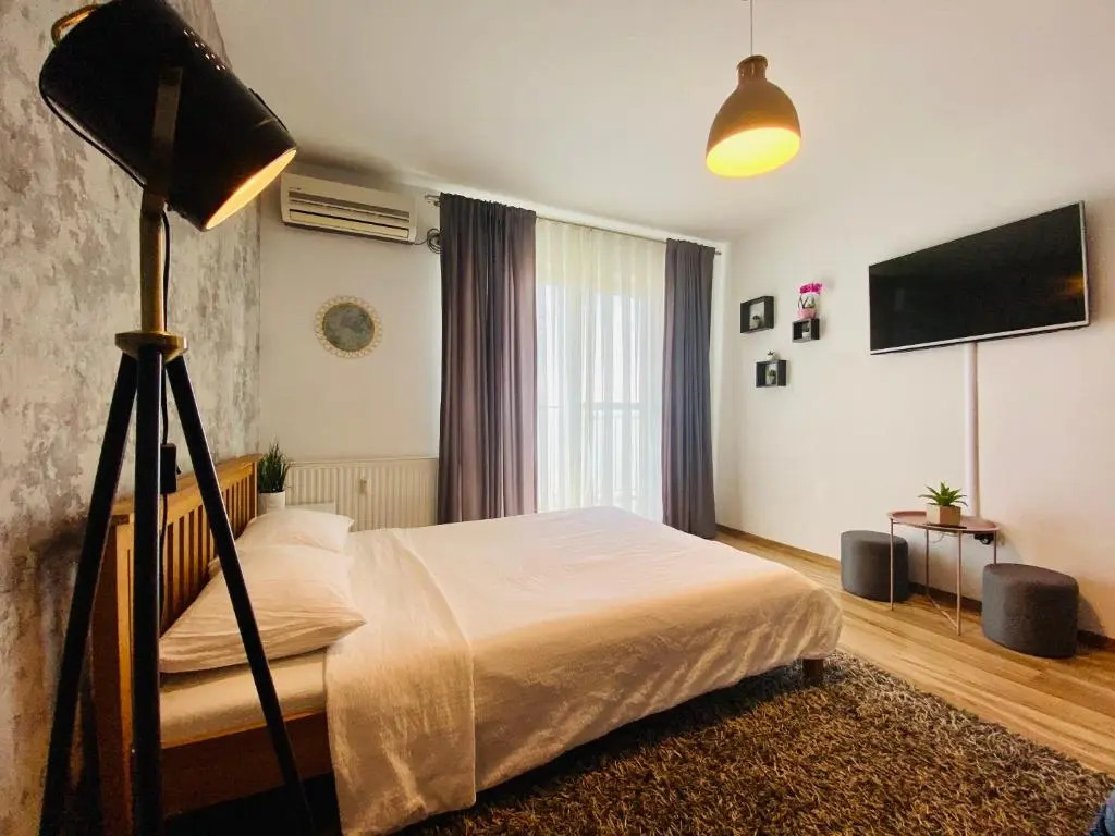 Oradea Gray Apartment