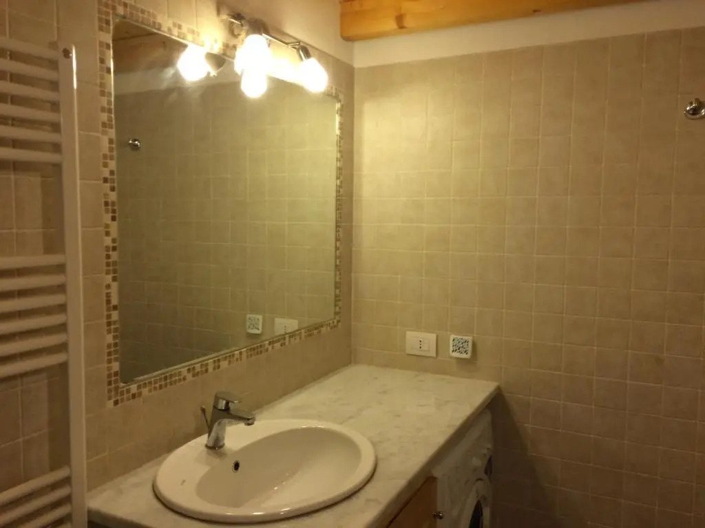 LevantoTwo bedrooms Flat with terrace