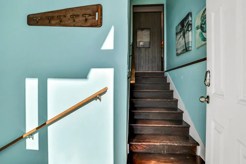 Updated Beachfront Home W/great Beach Views, gas Grill, Multiple Balconies, W/D