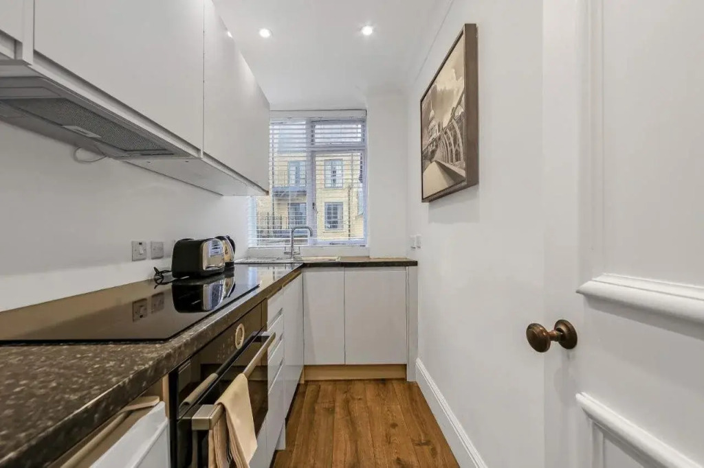 10 Curzon Street by Mansley