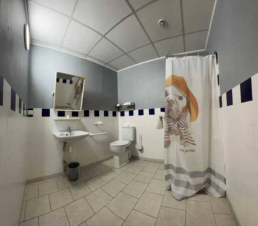Hôtel Le Petit Logis Chambres Confort climatisées