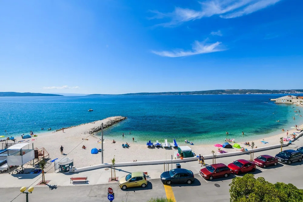 Modern Beach apt W100 m2 Rooftop sea View Terrace
