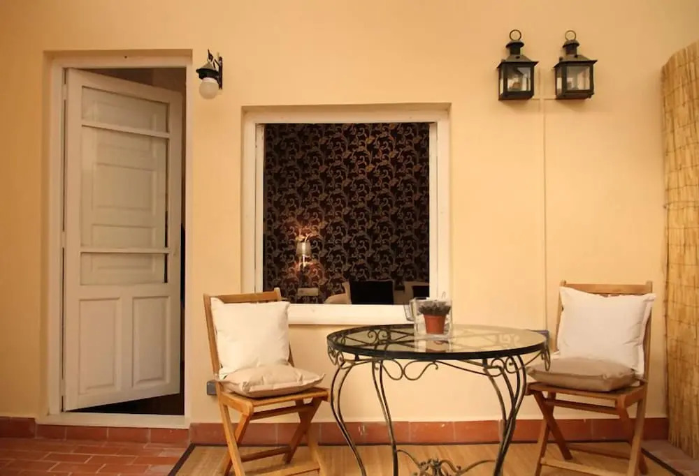7 Moons B&B