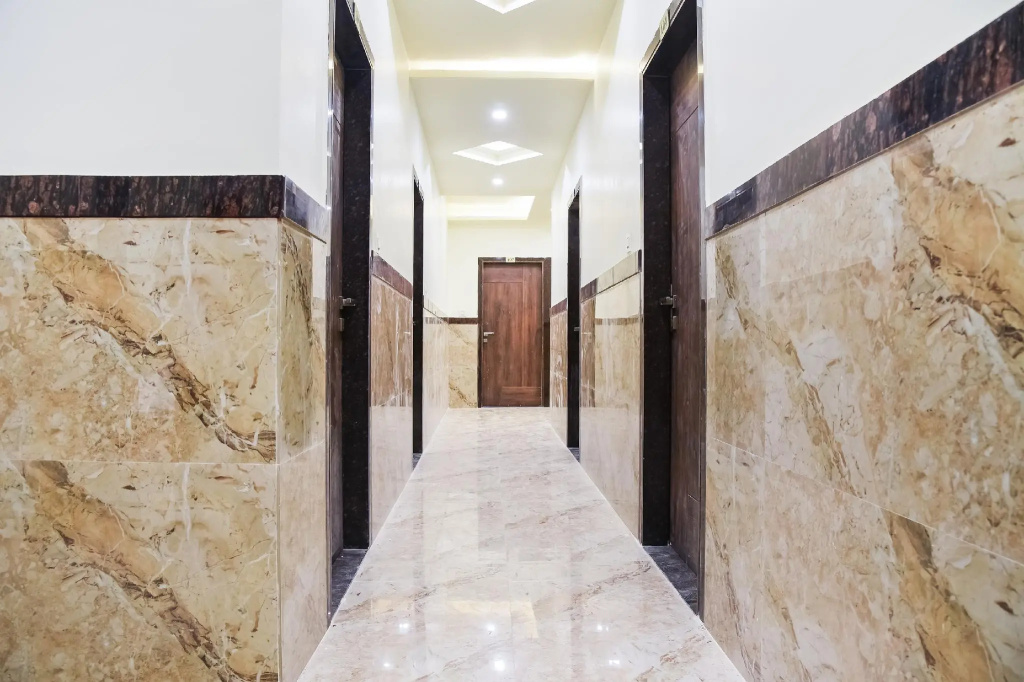 OYO 64599 Capital Hotel