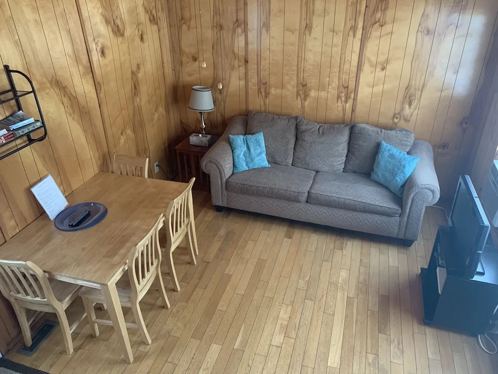 Woody Acres Resort