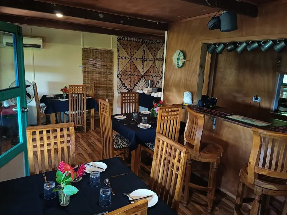 Mahina Lodge