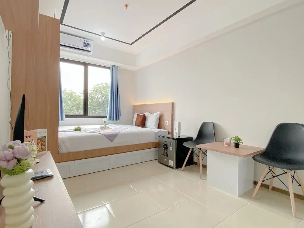 Studio Apartment At Meikarta Near Aeon Delta Mas