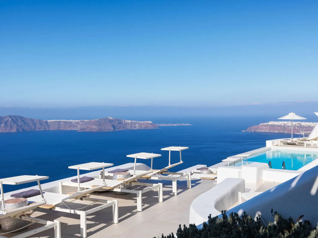 Astra Suites