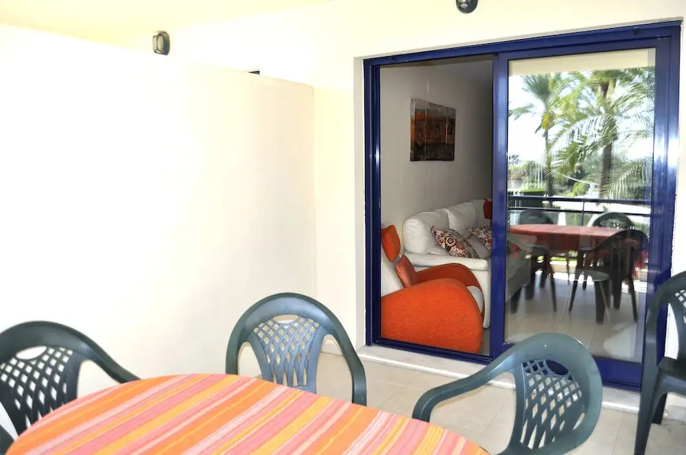 Residencial Playa Sol III by CARLOSFERIEN