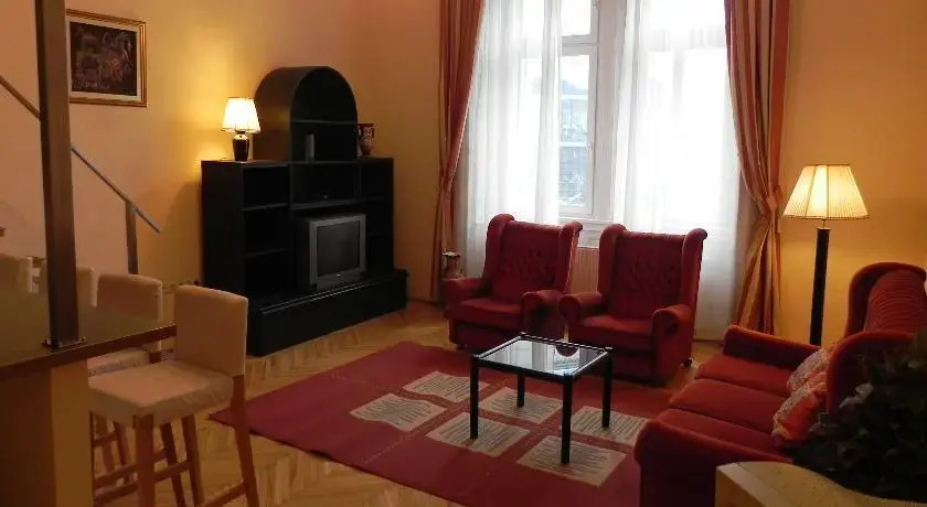 Gina Apartment