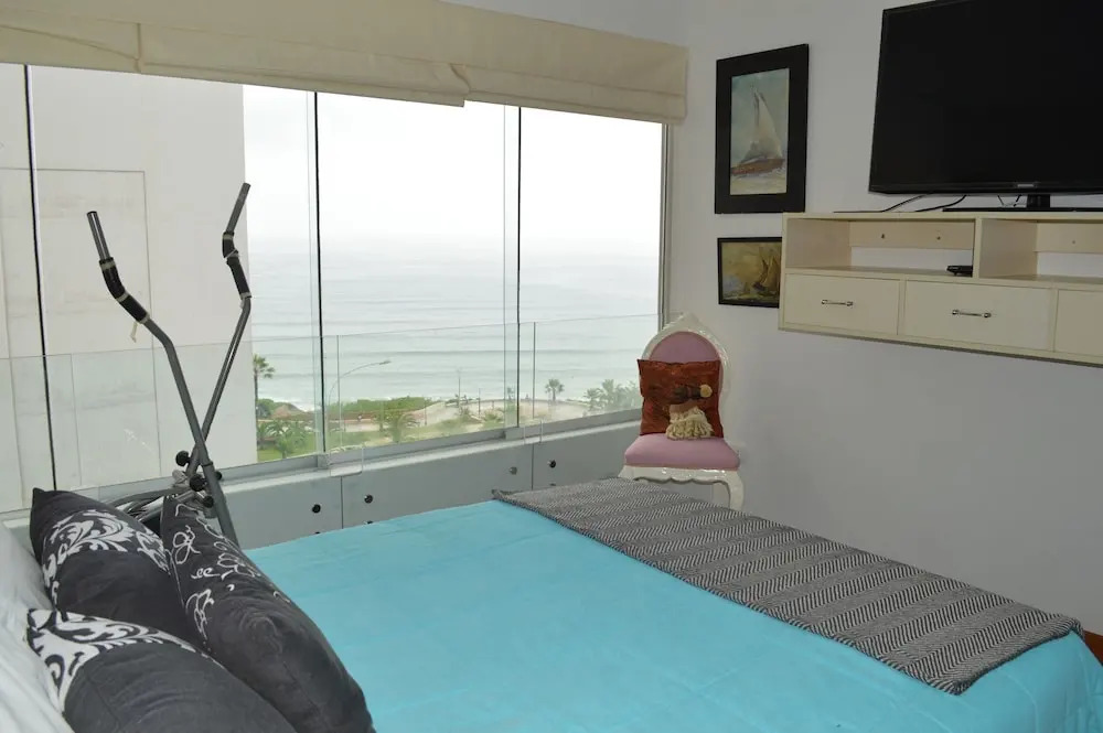 Modern Miraflores Apartment Ocean View