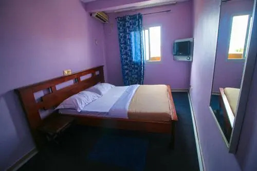 Oasis Hotel