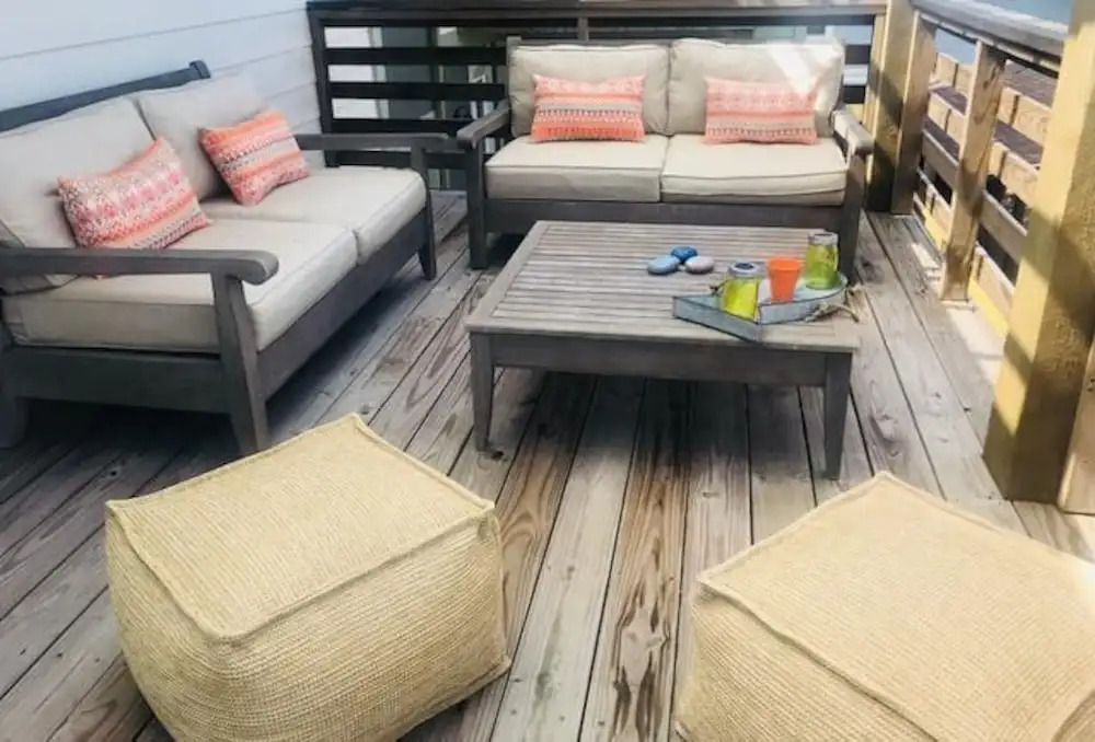 The Oyster House 3 Bedrooms 2.5 Bathrooms Home