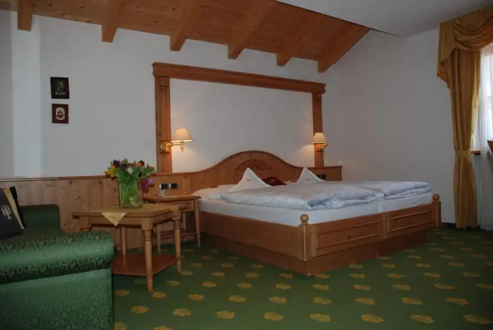 Hotel Flora