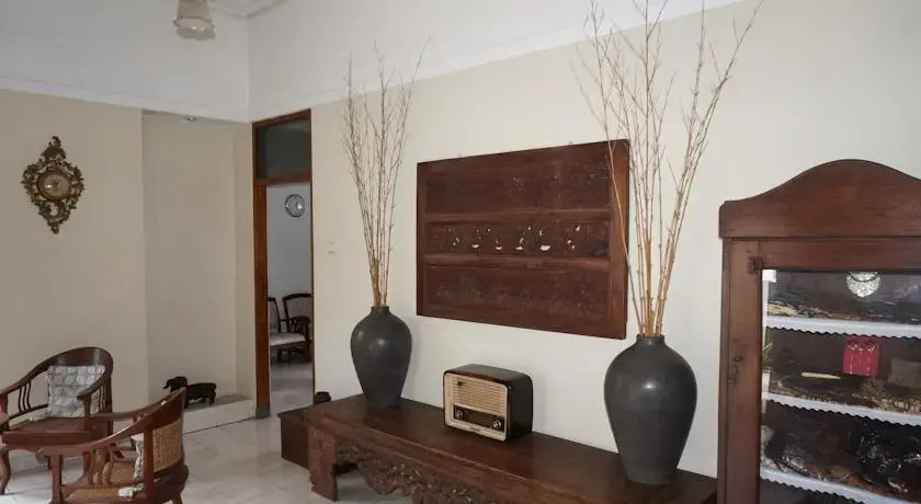 Rumah Purwanggan Guest House