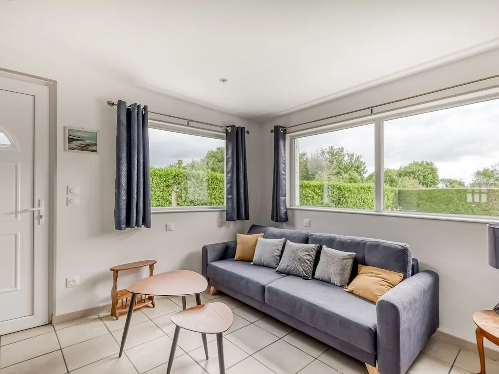 Bronte s Coastal Retreat