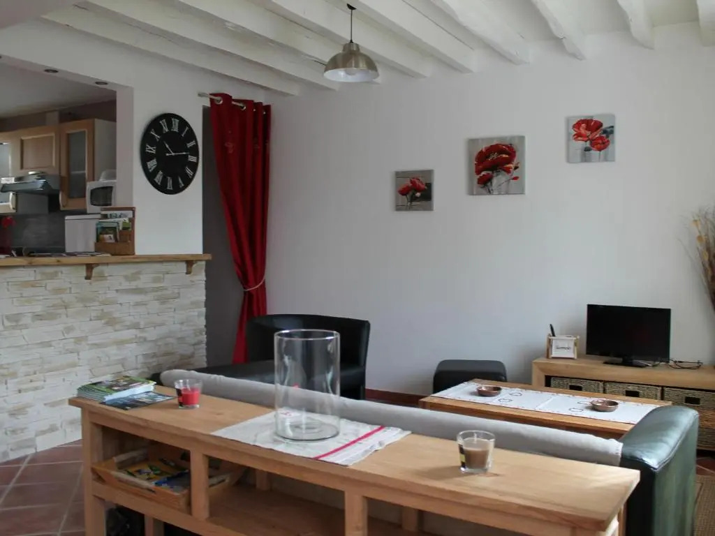 Parfait pour les amoureux de la nature: maison 2 chambres avec jardin, proche forêt et château - FR-1-581-74