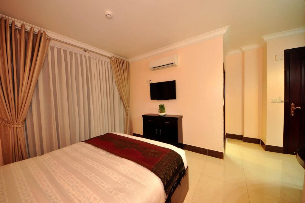 Jun Yue Hotel