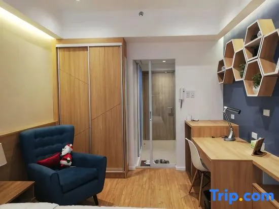Modern Studio Condo - Shore near MOA 403