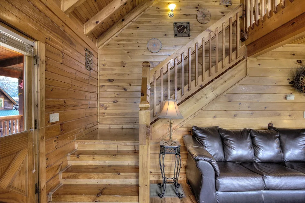 Blackberry Lodge 402 - Four Bedroom Cabin